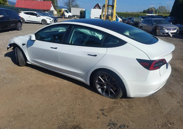 Tesla Model 3 cena 57900 przebieg: 20000, rok produkcji 2021 z Tykocin małe 497